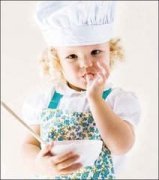 Ӥ��˯�߲�����ô�� ��ζ������ʳ����æ