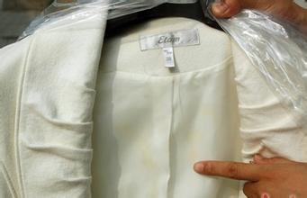 白衣服发黄怎么洗掉 衣服发黄怎么办
