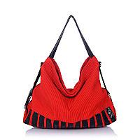 斜背单肩包的危害有哪些 长期背单肩包坏处