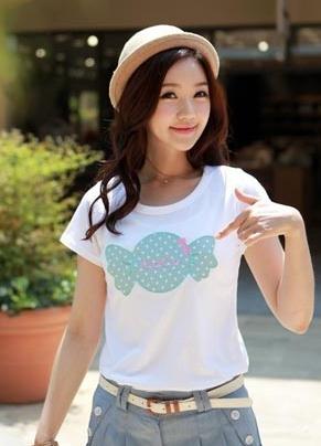 个子矮的女生穿衣搭配 T恤搭短裤短裙搭配推荐