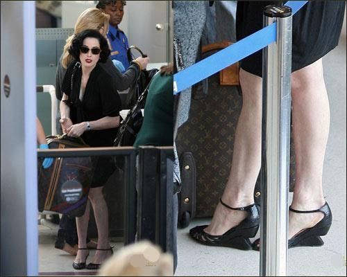 ���Ǹ߸�Ь��ô�� ���Ǹ߸�Ь����