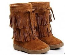 ����ɫЬ����ʲô��ɫ�Ŀ��Ӻÿ�