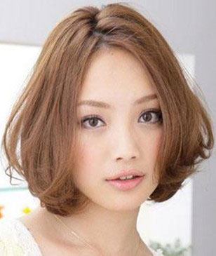 额头窄适合中分吗