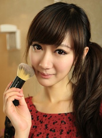 淡妆化妆的基本步骤 学淡妆化妆的基本步骤