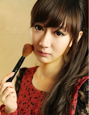 淡妆化妆的基本步骤 学淡妆化妆的基本步骤