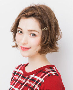 方脸女生适合的发型 方脸女生适合的发型介绍