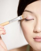 ��Ӱ�Ļ��������� ��Ӱ��ױ��������Щ