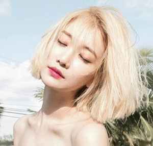 ����Ů������ ���º���Ů������