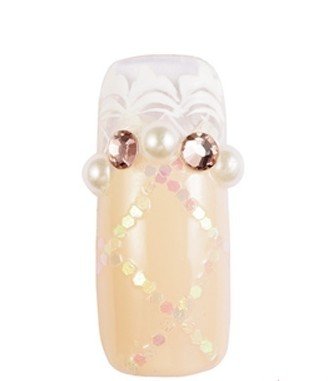 裸色指甲油怎么涂 裸色指甲油好看吗