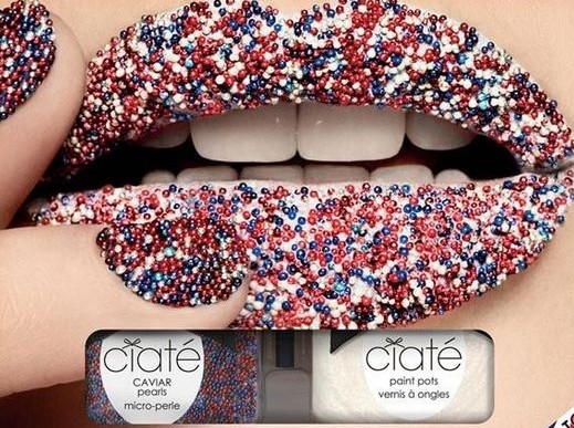 鱼子酱指甲油怎么涂 鱼子酱指甲油怎么涂教程