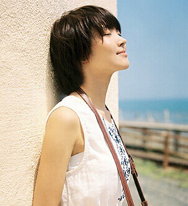 ѧ���̷�����ͼƬŮ ���¸�����ɫѧ���̷�