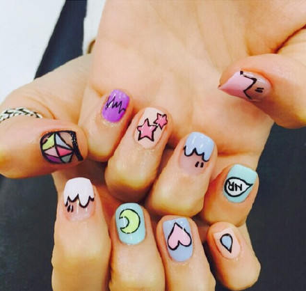 女生最爱的甜美气质美甲款式 甜美美甲图案