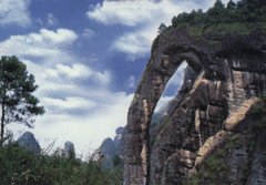 ����ɽ������·�Ƽ� ����ɽ������·