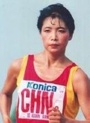 中国第一个田径世界冠军是谁