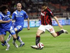 ������ǿС����������ϰ���� С������չ�ֱ���