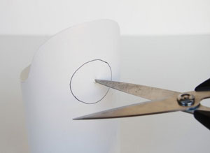 废物利用手工制作洗发水瓶子 教你制作储物箱