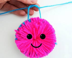 旧毛线制作挂饰品教程 废旧毛线再利用