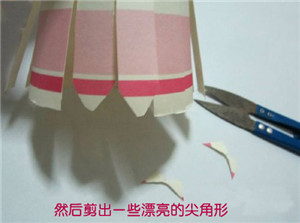 小学生手工制作灯笼之纸杯的儿童灯笼制作方法