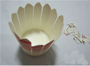 小学生手工制作灯笼之纸杯的儿童灯笼制作方法