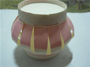 小学生手工制作灯笼之纸杯的儿童灯笼制作方法