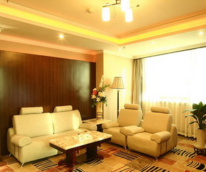 �Ҿ���ɫ��װ��