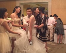 �й�����������Ů���� �����ͻ��״��