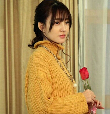 两生花王丽坤剧中搭配
