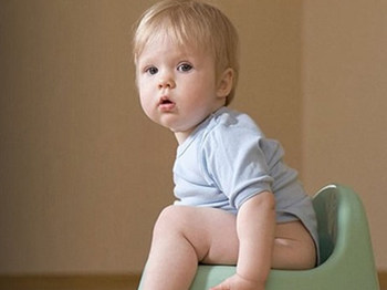 新生儿大便次数是多少 大便次数多怎么办