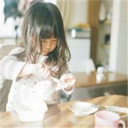 ��ͯ���Գ�ʲô�� ��ͯ������ʳע������