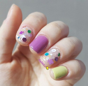 最新美甲图片 2015杂志最新美甲图片