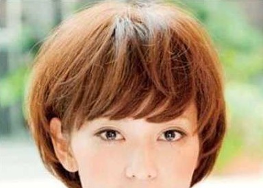 蘑菇头短发发型图片 2015蘑菇头短发发型图片