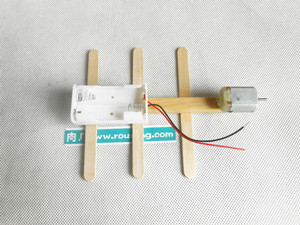 小学生手工制作方法之空气动力船制作方法