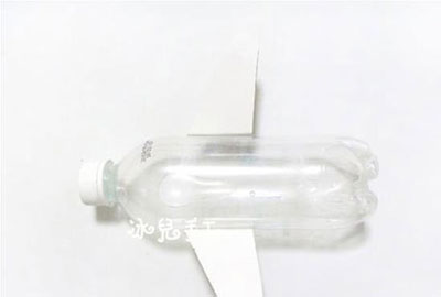 自制玩具飞机之手工饮料瓶改造飞机模型