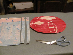 变废为宝手工之废塑料袋编织置物小篮子