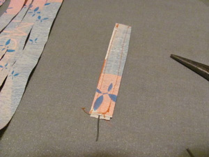 变废为宝手工之废塑料袋编织置物小篮子