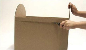 废物利用手工小制作之废纸箱手工制作玩具收纳箱