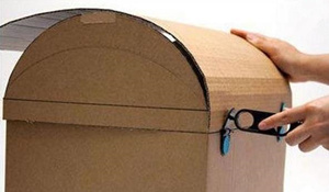 废物利用手工小制作之废纸箱手工制作玩具收纳箱