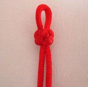 红绳手链编织方法 最简单的红绳手链教程