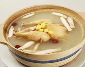 老年人如何喝鸡汤