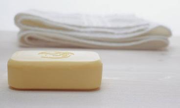 硫磺皂洗脸好吗 硫磺皂洗脸好不好