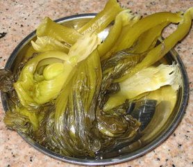 孕期孕妇吃酸菜好吗 孕妇能吃酸菜吗