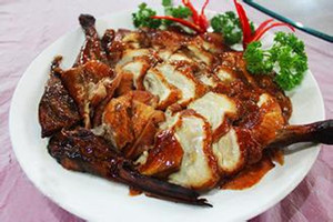 开封美食之汴京烤鸭的做法