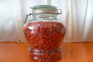 枸杞泡酒的功效