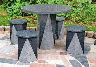 周公解梦梦见石桌子的寓意