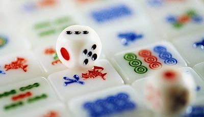 教你打麻将最能赢钱的技巧 麻将赢钱技巧