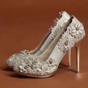 �ε�����Ь �ε�����Ь��ʲô��˼