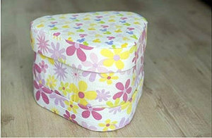 奶粉罐做的凳子