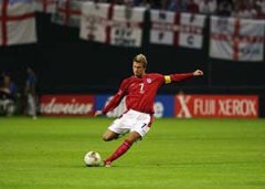 ���˺�ķ�����ϵ����������ж�ǿ