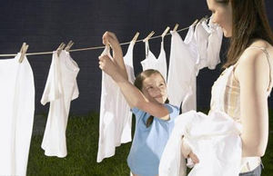 衣服污渍怎么洗 葡萄汁弄到衣服上如何清洗干净