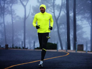 冬季跑步前热身运动